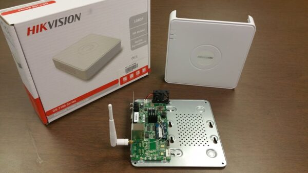 HikVision DS 7104NI SN 6