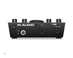 M Audio 4 Vocal Studio6